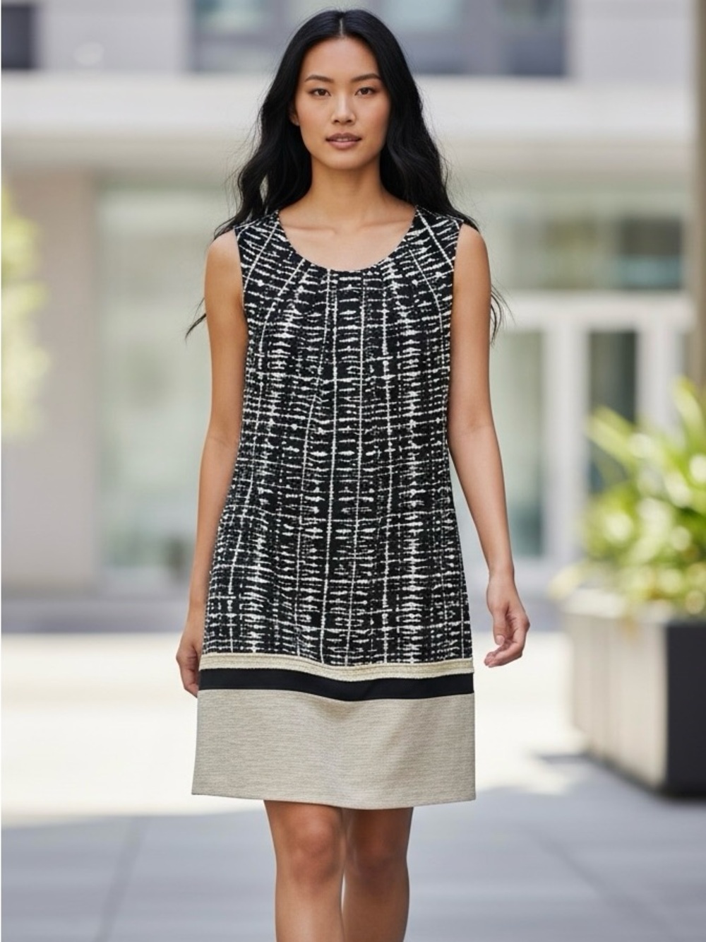 Anne Klein Black & Cream Patterned Sleeveless Shift Dress